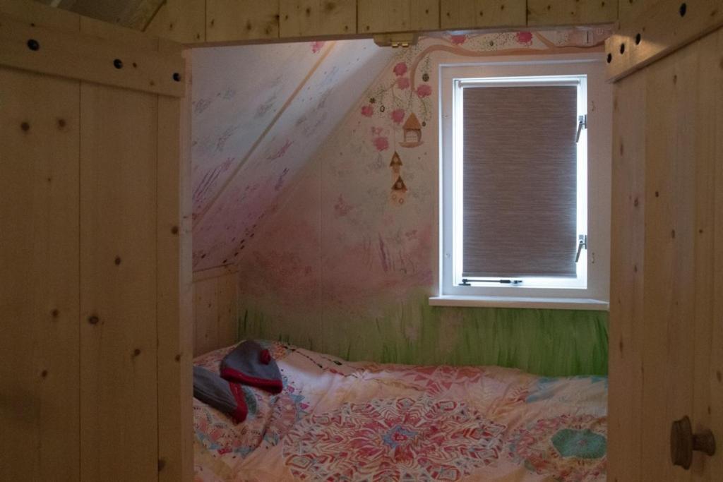 Groepsaccommodatie Kom In De Bedstee Sprookje Winterswijk Ngoại thất bức ảnh